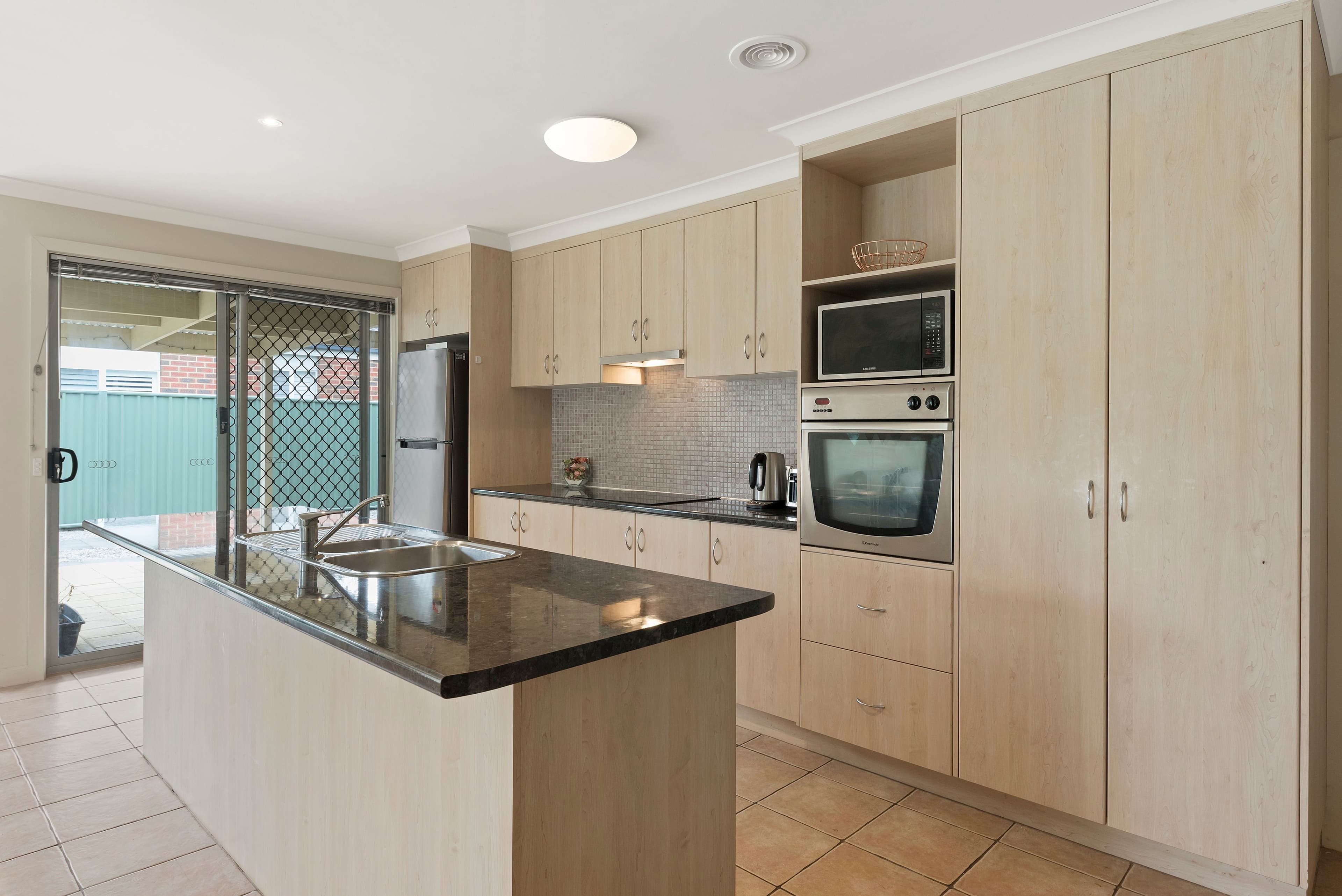 24 Candlewood Drive, Strathfieldsaye VIC 3551, Strathfieldsaye - Thumbnail 3
