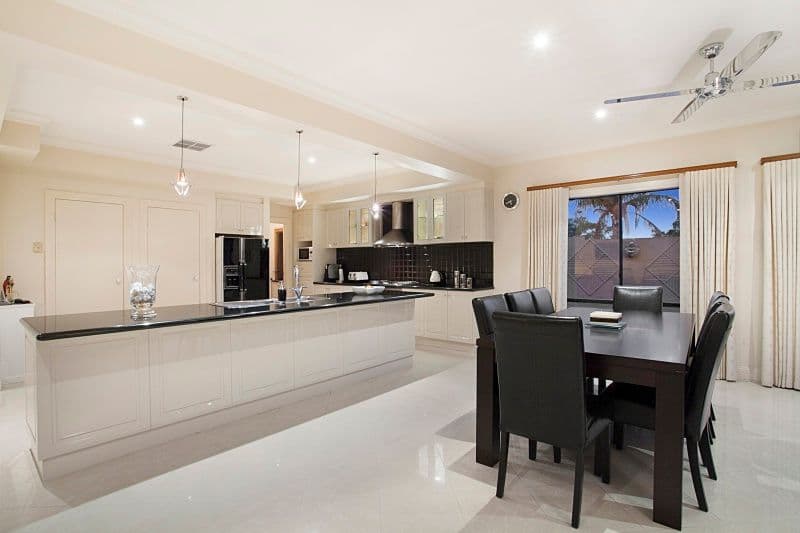 940 Ferntree Gully Road, Wheelers Hill VIC 3150, Wheelers Hill - Thumbnail 3