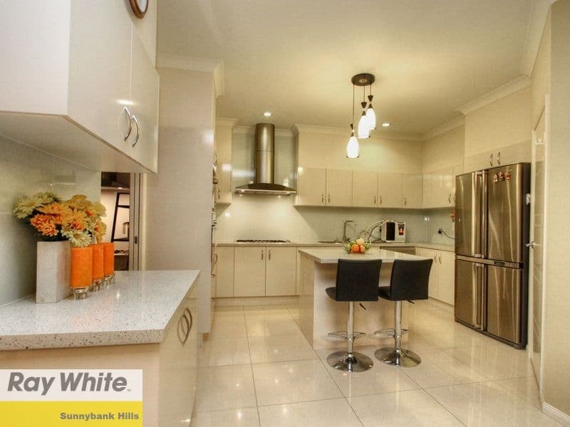 22 Joplin Street, ROBERTSON QLD 4109, Robertson - Thumbnail 3