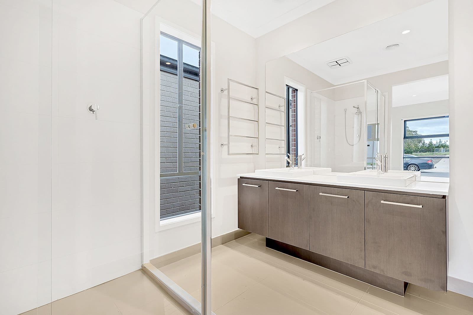 5 Delaware Road, CRAIGIEBURN VIC 3064, Craigieburn - Thumbnail 3