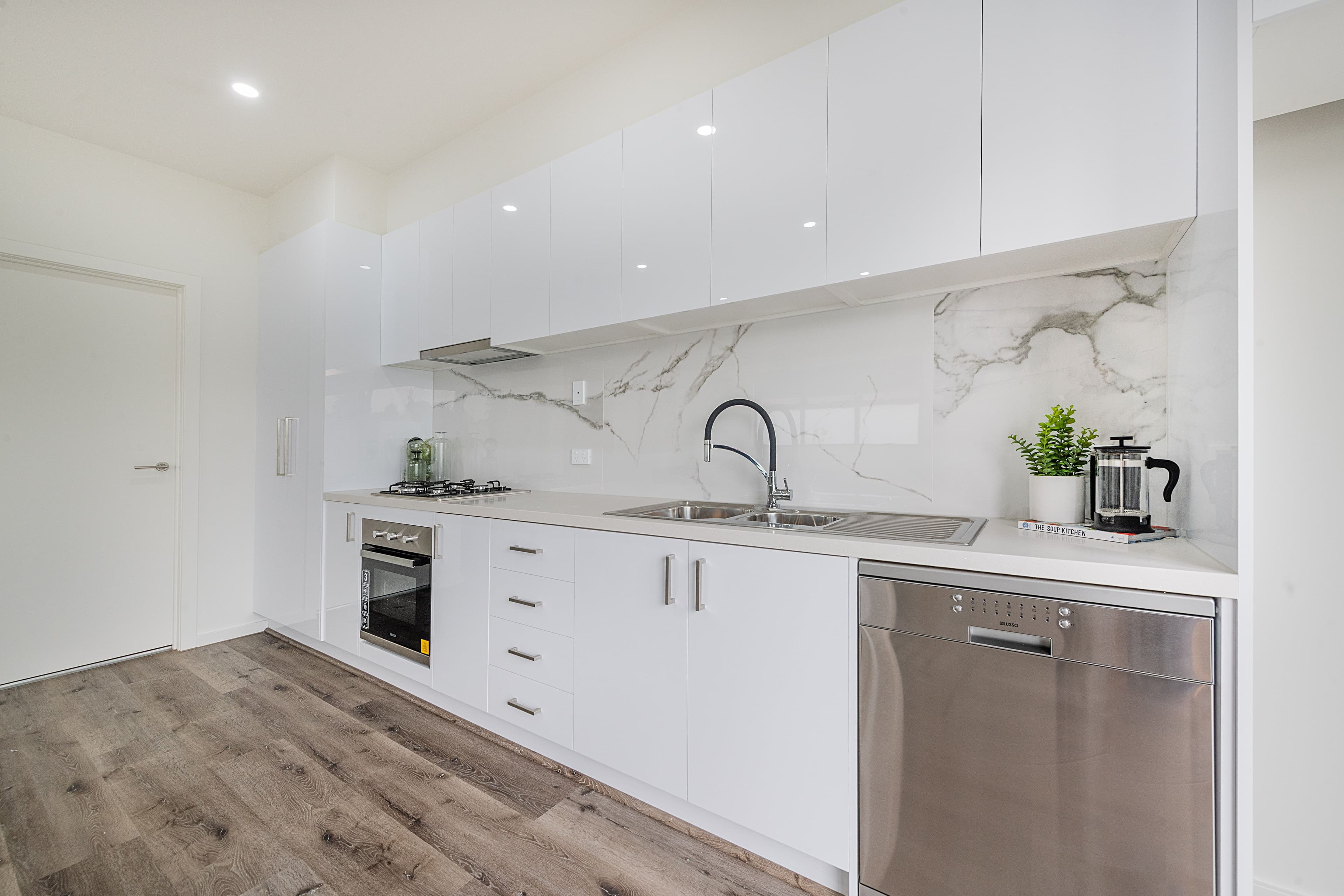 679 Stud Road, Scoresby VIC 3179, Scoresby - Thumbnail 4