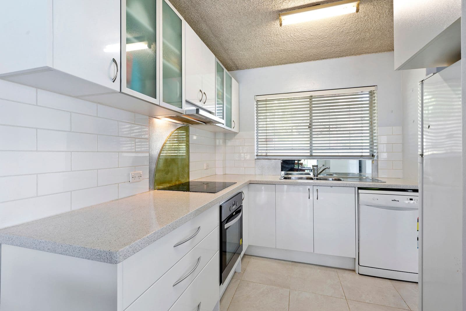 75 Waldheim Street, Annerley QLD 4103, Annerley - Thumbnail 3