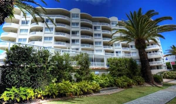 4 Douglas Street, Kirra QLD 4225, Kirra - Thumbnail 3