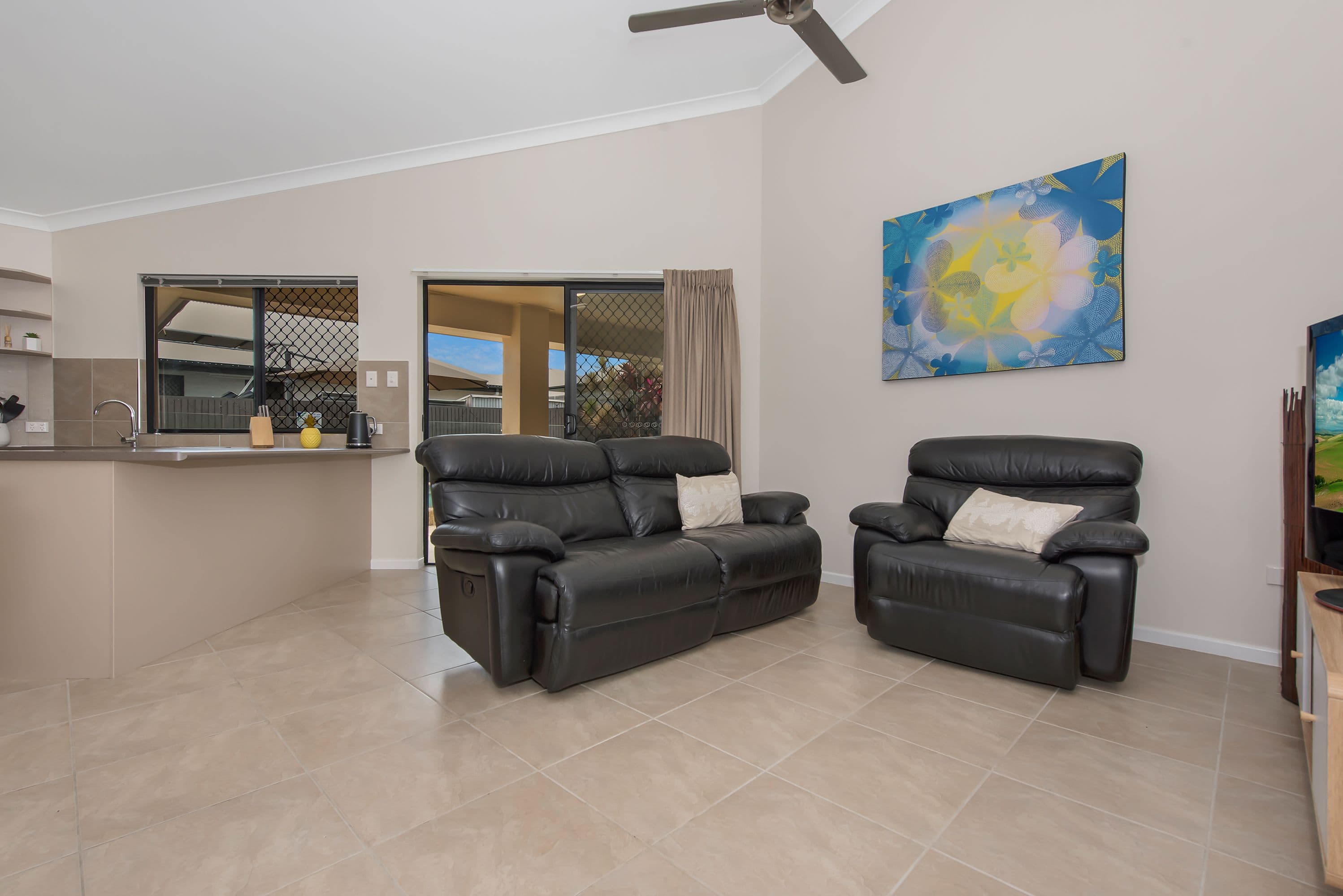 14 Browning Street, Mount Louisa QLD 4814, Mount Louisa - Thumbnail 6