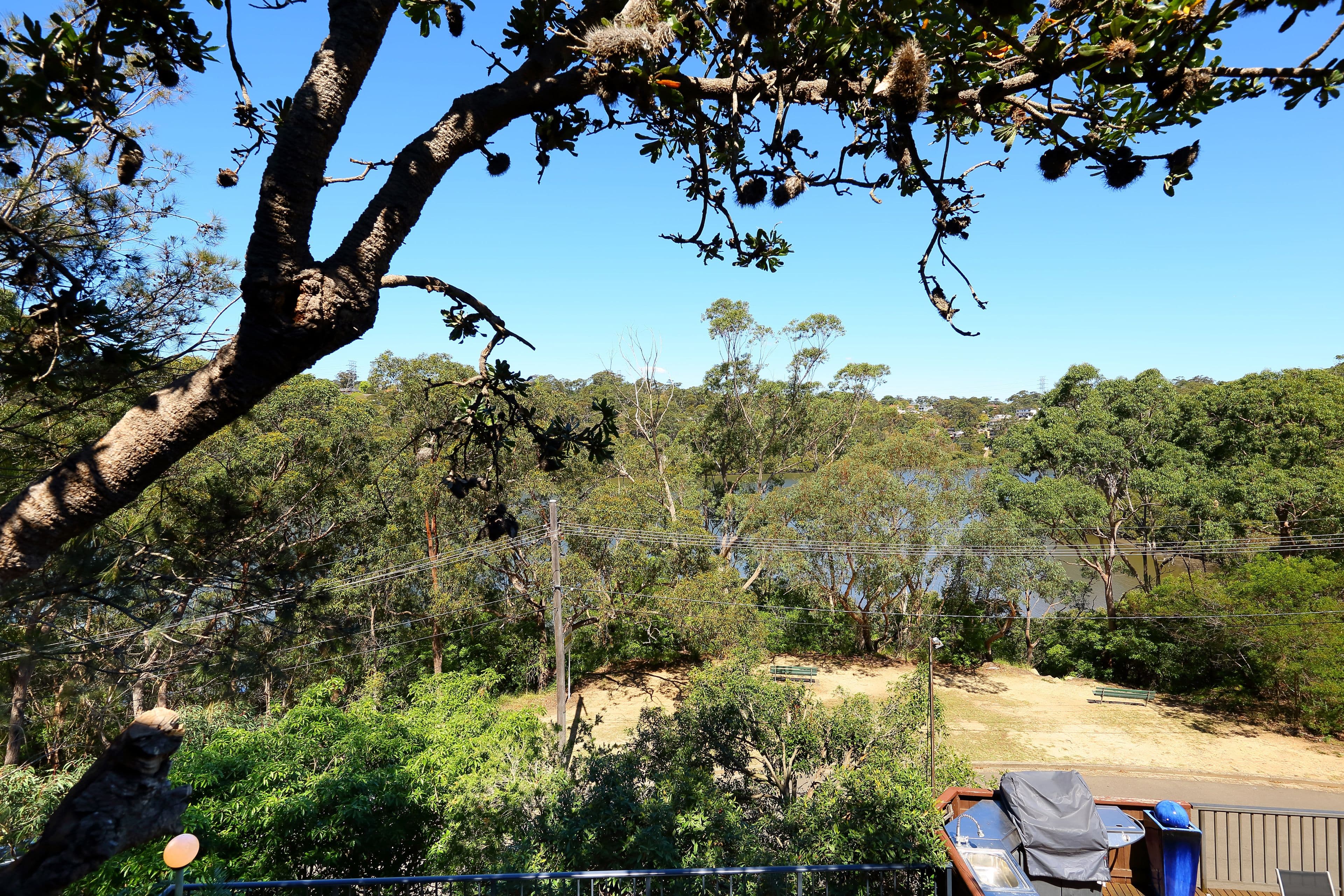 16 Valley Road, Padstow Heights - Thumbnail 2