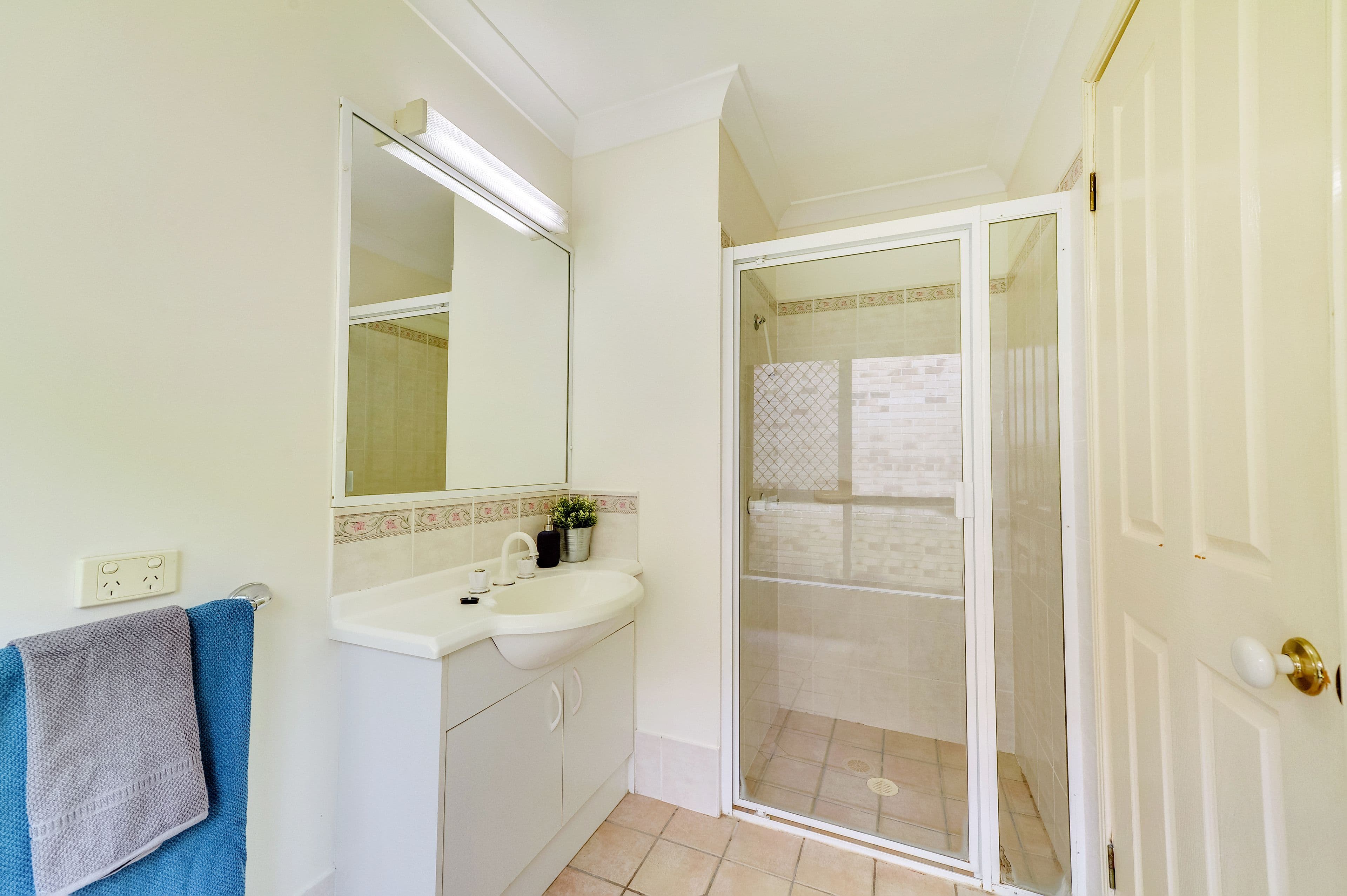46 Regents Circuit, Forest Lake QLD 4078, Forest Lake - Thumbnail 3