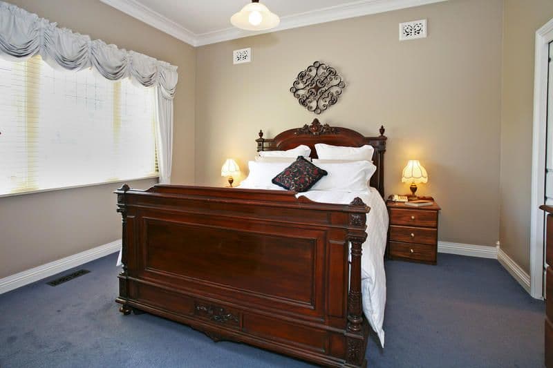 277 Autumn Street, MANIFOLD HEIGHTS VIC 3218, Manifold Heights - Thumbnail 2