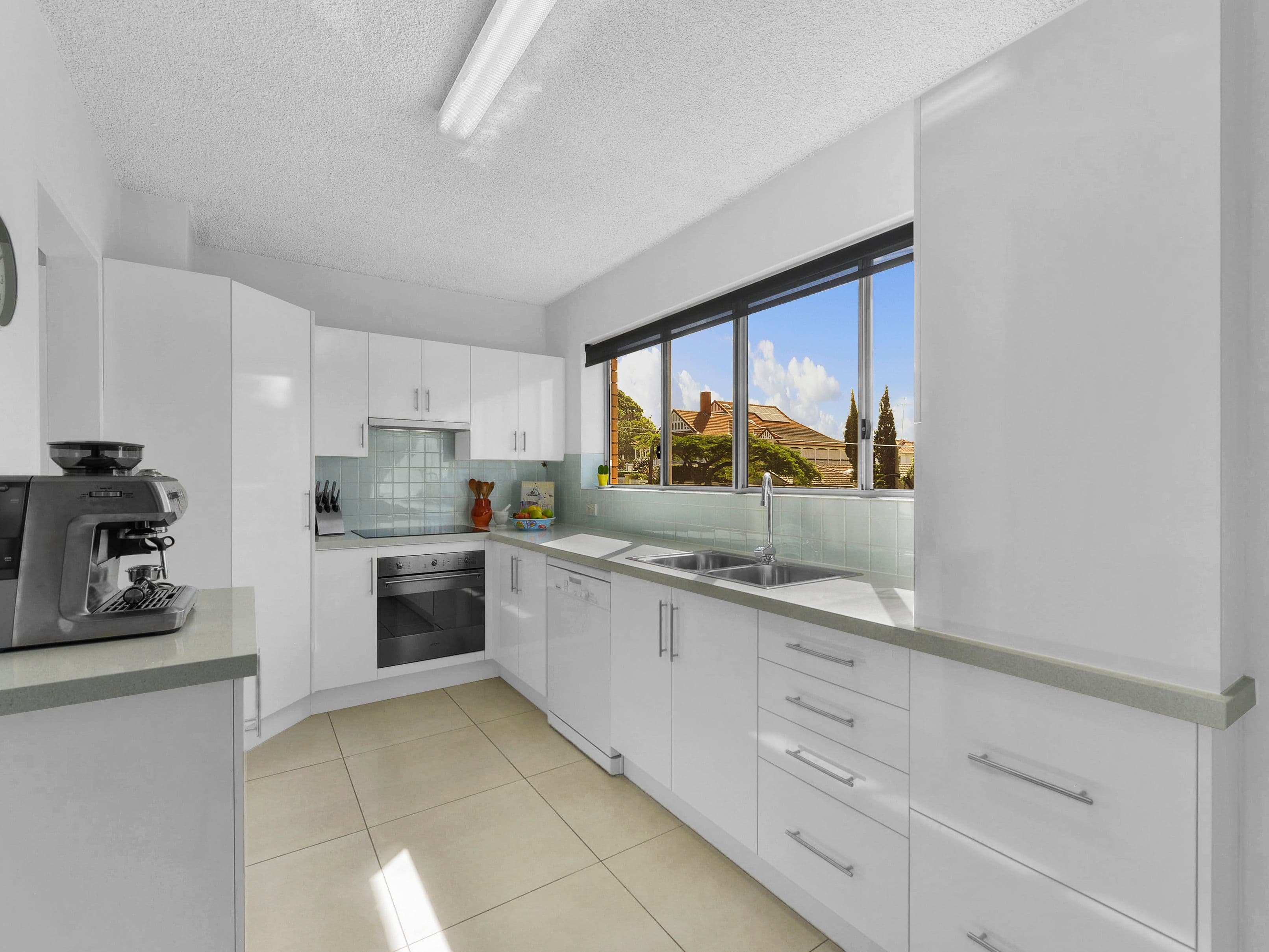 25 Bentley Street, Surrey Hills, Surrey Hills - Thumbnail 5