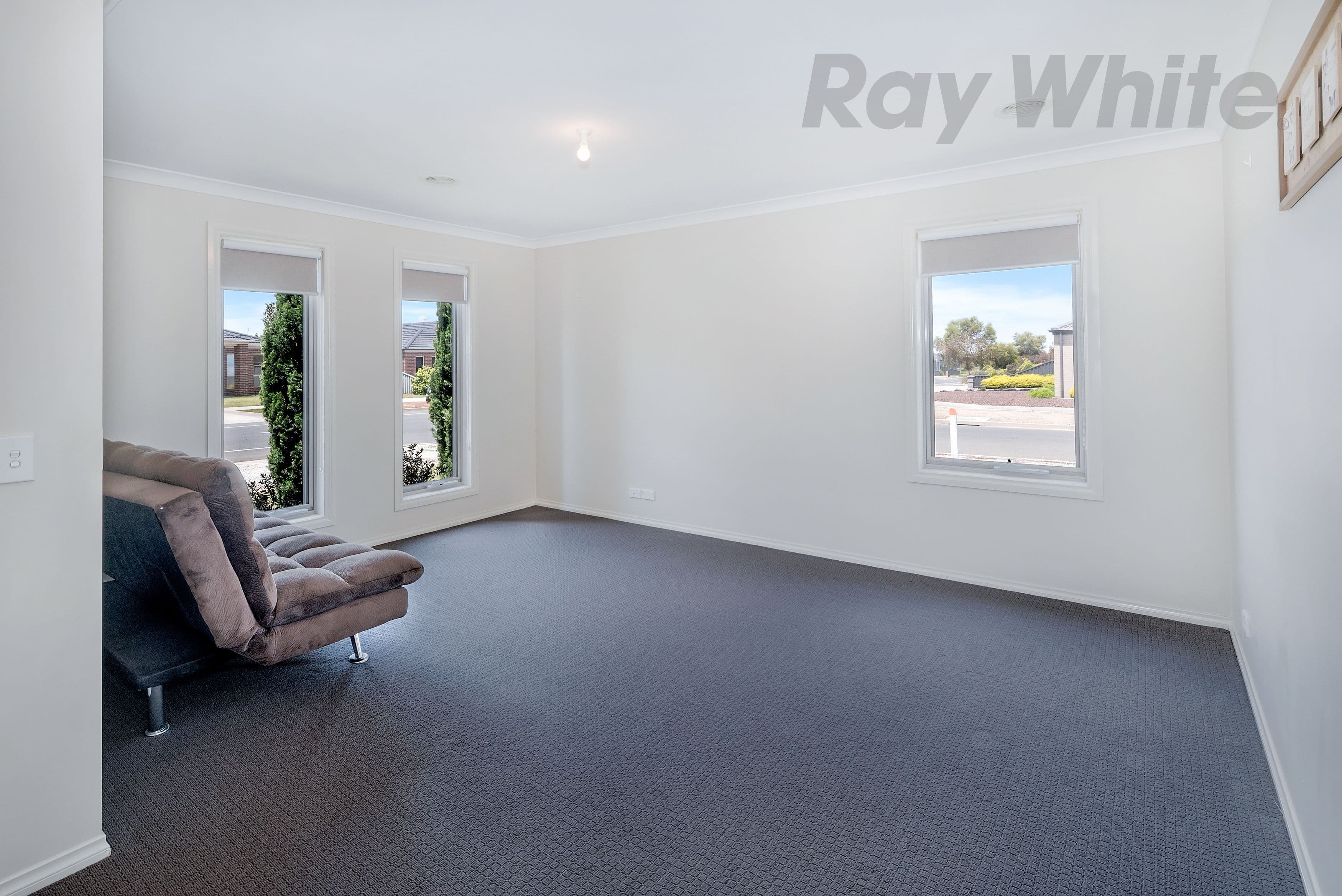 8 Brahman Drive, Delacombe VIC 3356, Delacombe - Thumbnail 2