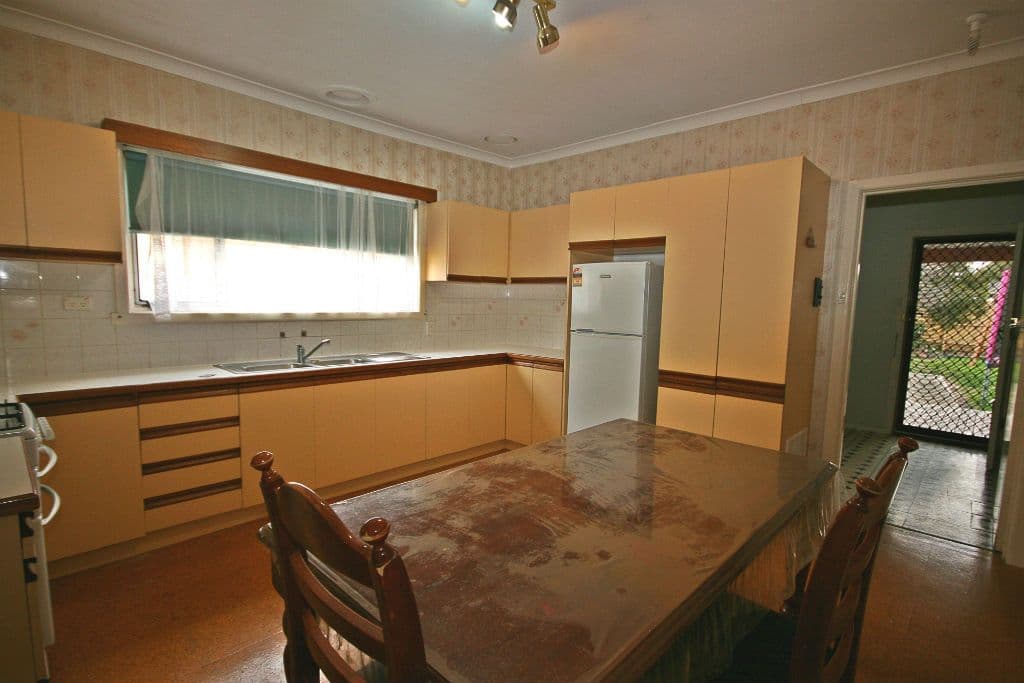 5 Stevens Road, ST ALBANS VIC 3021, St Albans - Thumbnail 3