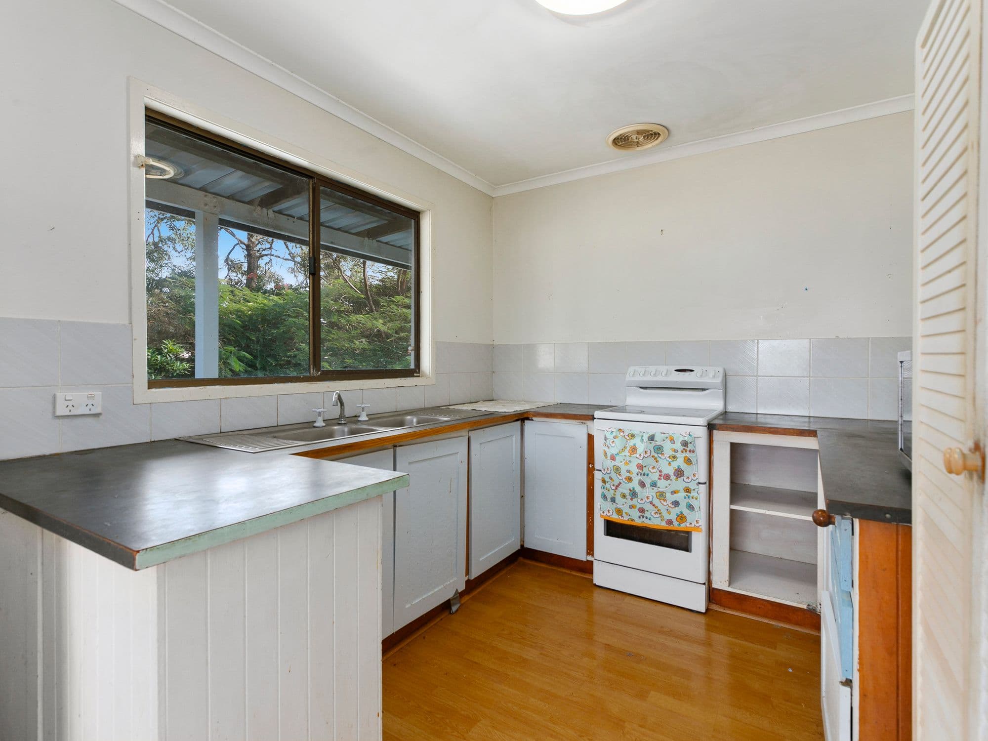 25 Newfield Street, Sunrise Beach QLD 4567, Sunrise Beach - Thumbnail 6