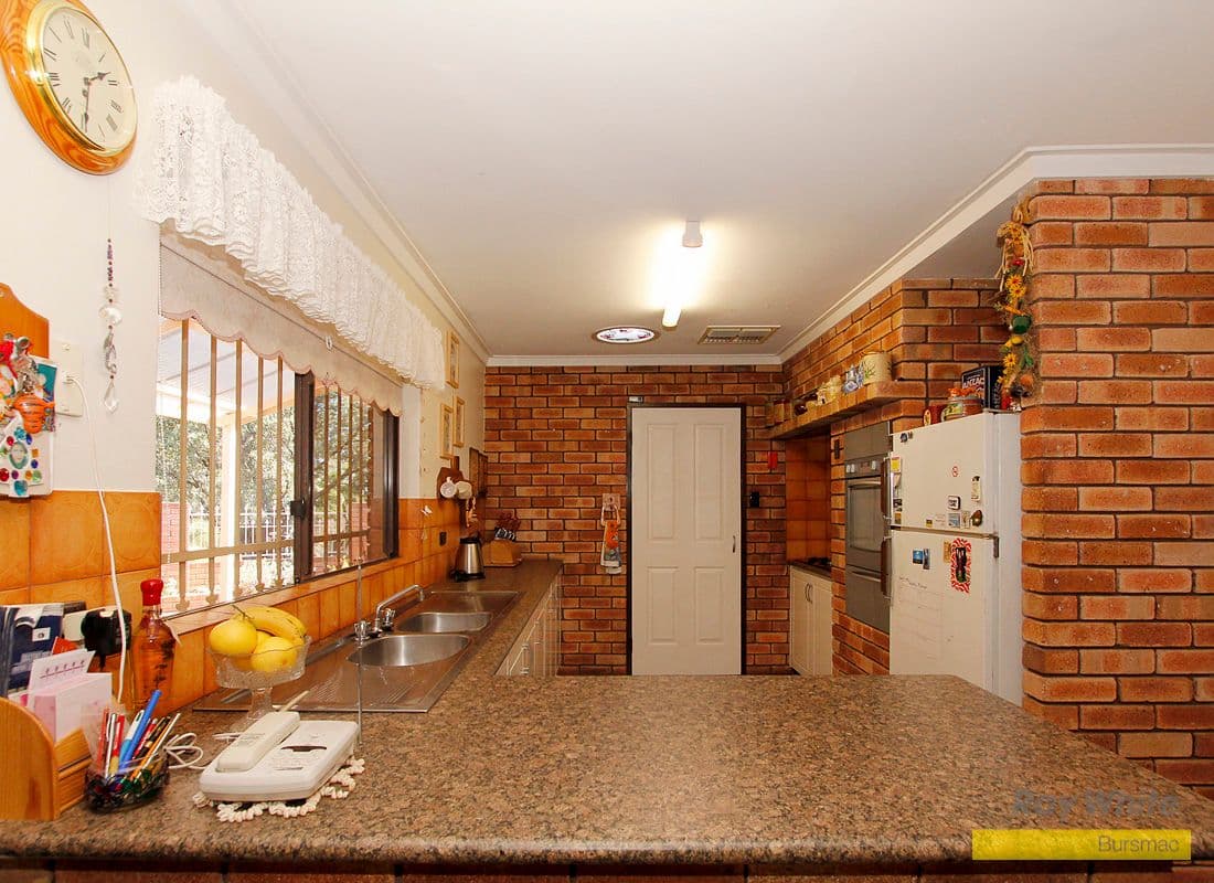 11 Aviemore Close, HAMERSLEY WA 6022, Hamersley - Thumbnail 4