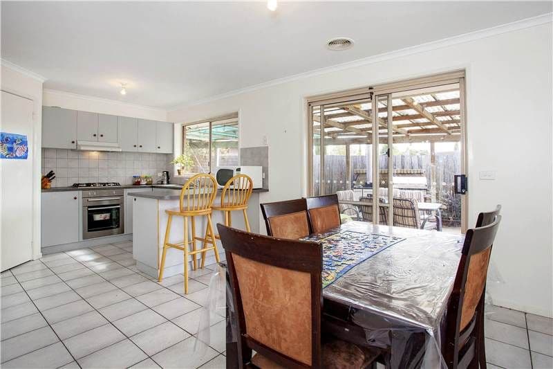 5 Mayton Court, GROVEDALE VIC 3216, Grovedale - Thumbnail 3