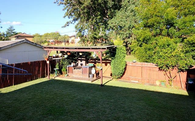 52 Jacaranda Drive, GEORGES HALL NSW 2198, Georges Hall - Thumbnail 6