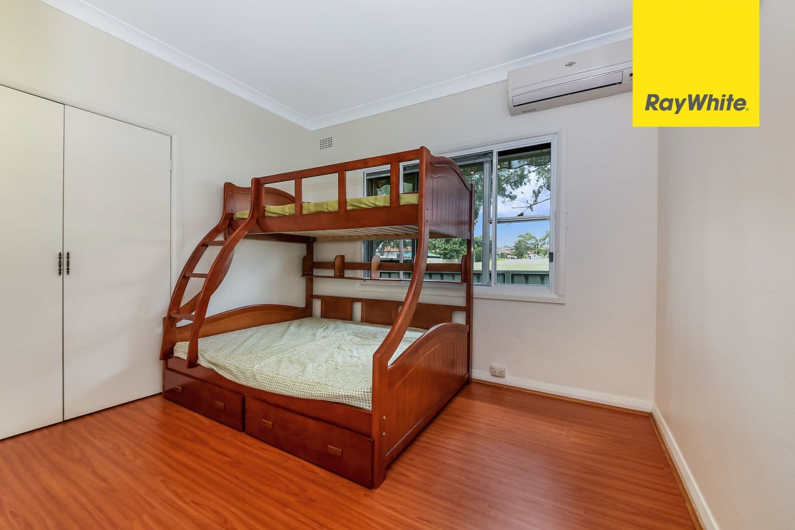 12 Allambee Crescent, Beverly Hills - Thumbnail 5