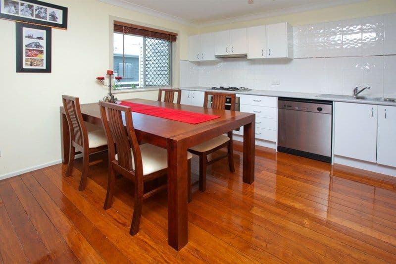 2 Biarra Street, YEERONGPILLY QLD 4105, Yeerongpilly - Thumbnail 2
