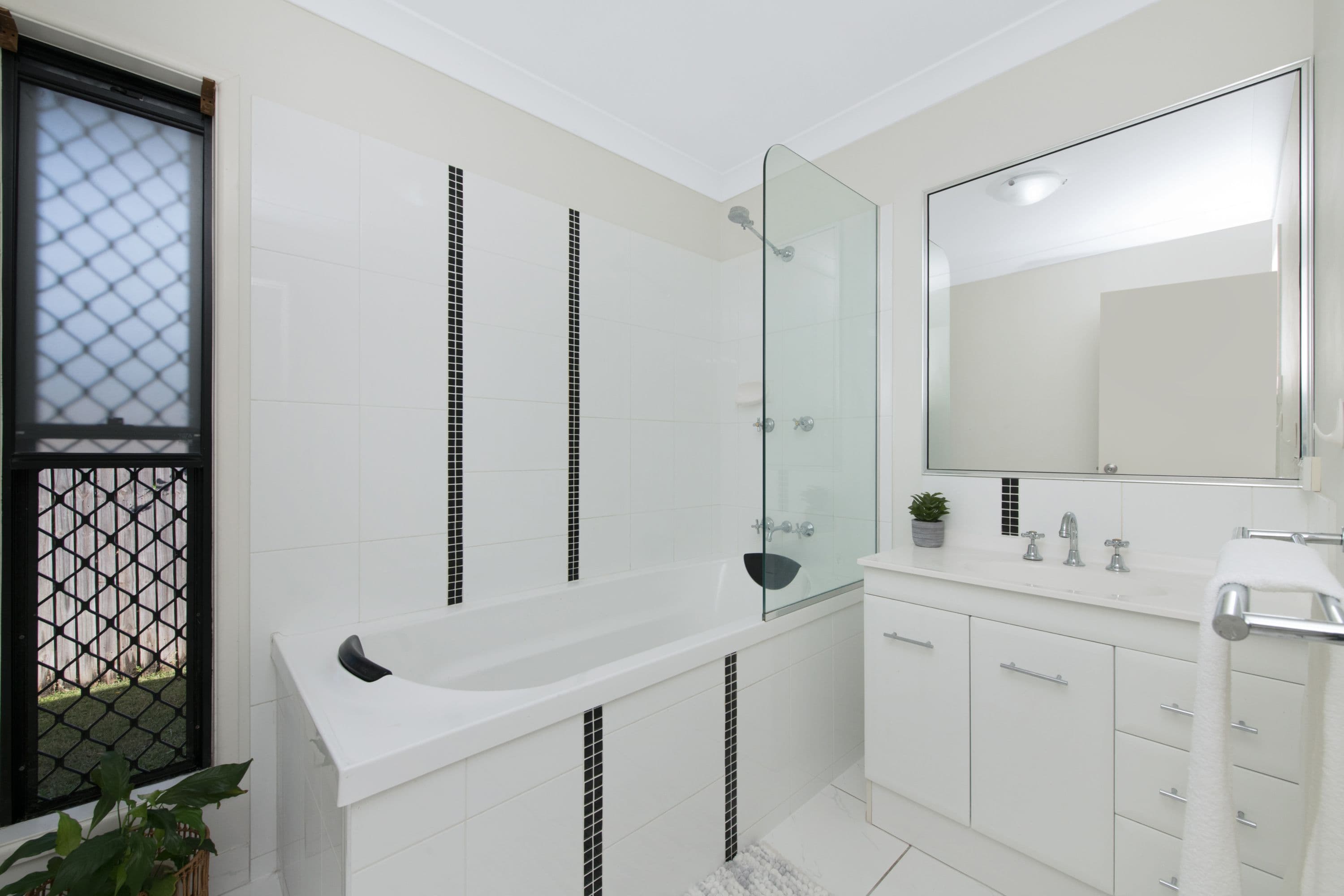 5 Rowley Place, Burdell QLD 4818, Burdell - Thumbnail 5