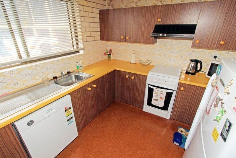 2 Freeman Street, YEPPOON QLD 4703, Yeppoon - Thumbnail 4