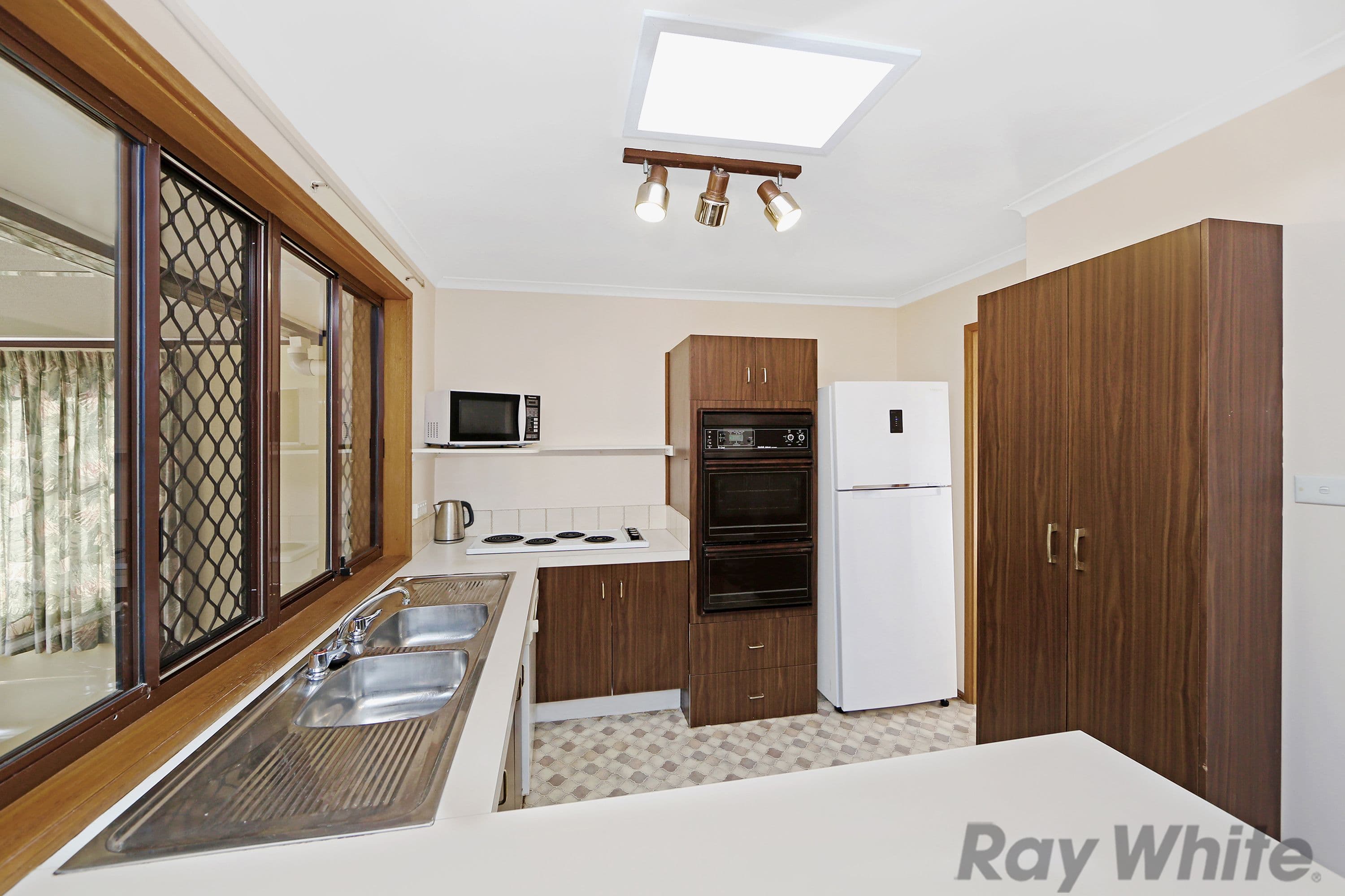 9 Gilbert Avenue, Gorokan - Thumbnail 6