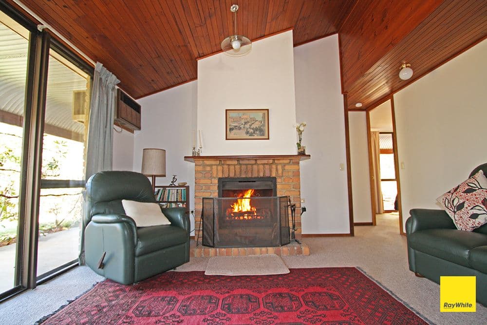 89 Weeroona Drive, Wamboin - Thumbnail 2