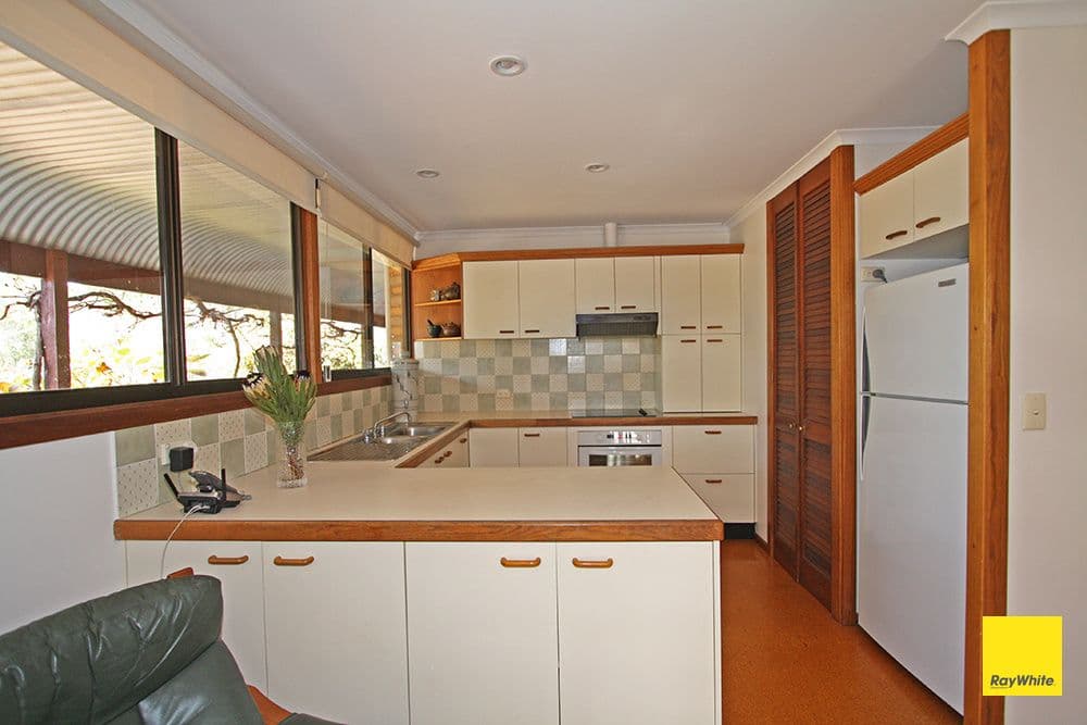 89 Weeroona Drive, Wamboin - Thumbnail 5