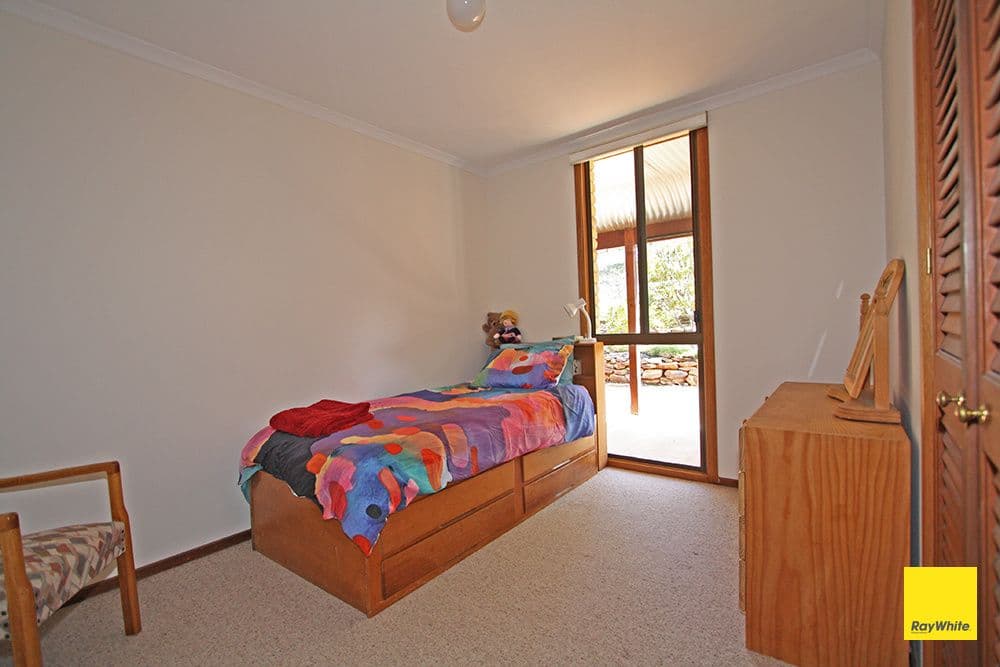 89 Weeroona Drive, Wamboin - Thumbnail 8