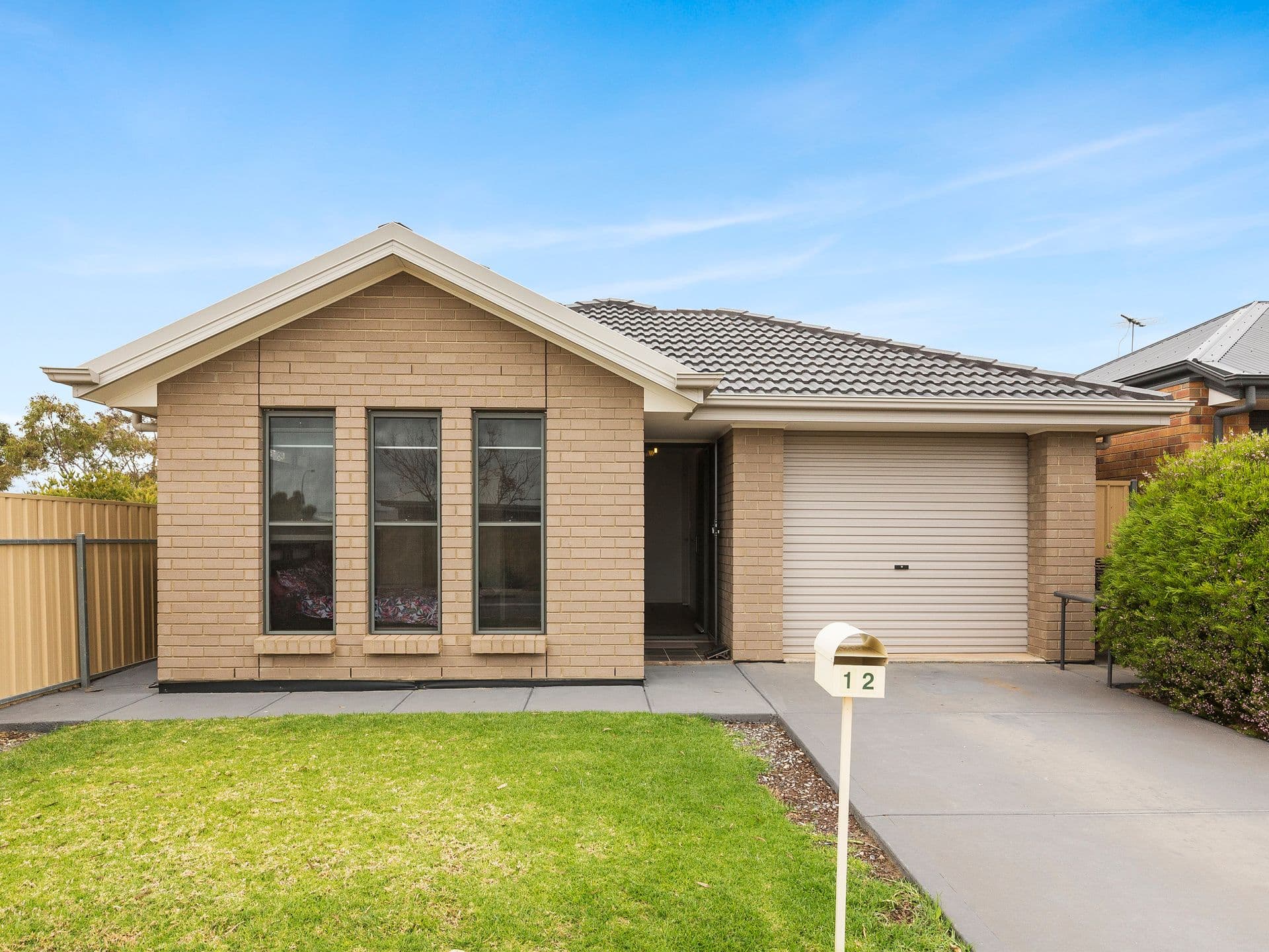 12 Ship Street, Seaford Meadows SA 5169, Seaford Meadows - Thumbnail 2