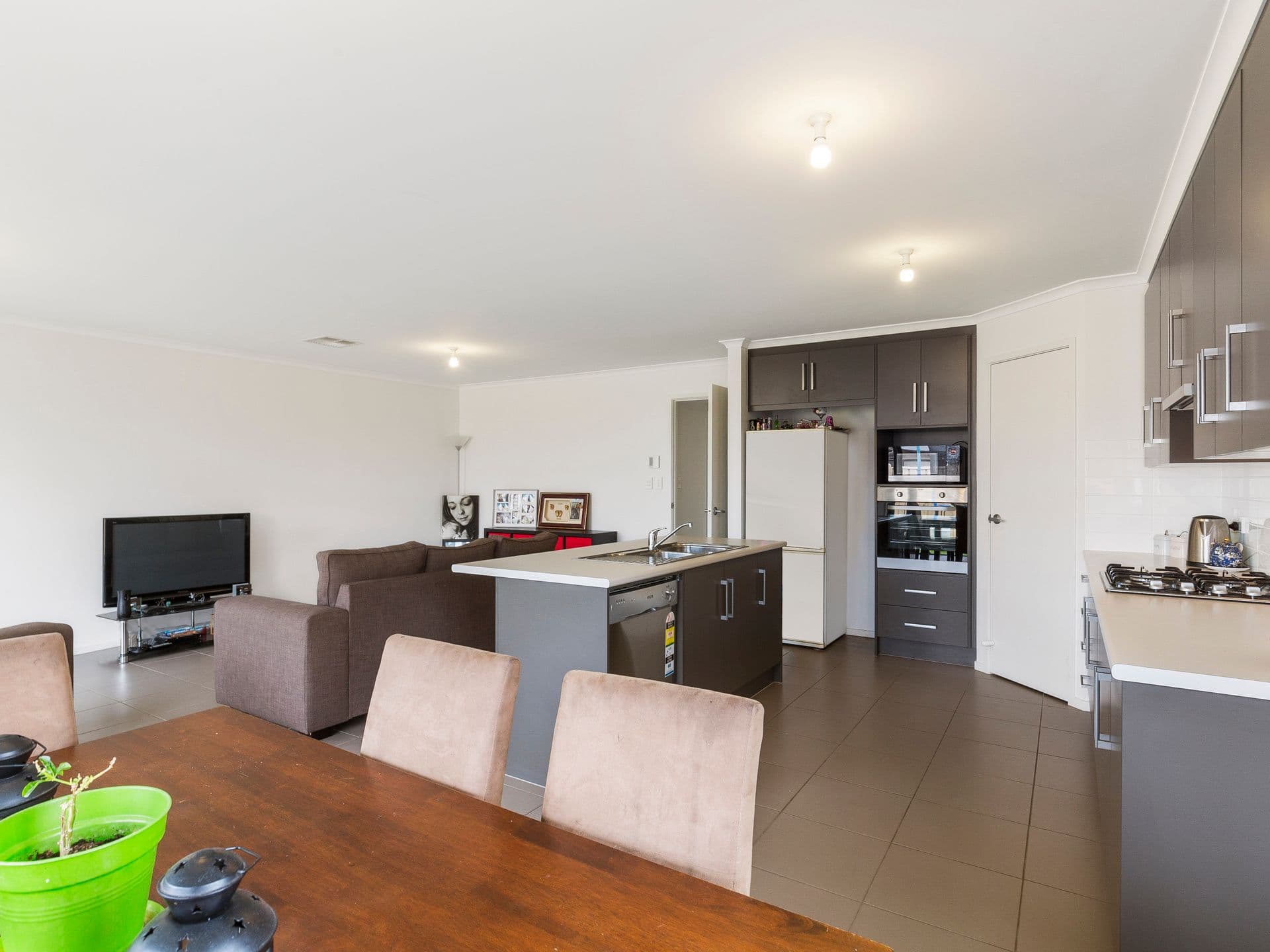 12 Ship Street, Seaford Meadows SA 5169, Seaford Meadows - Thumbnail 7