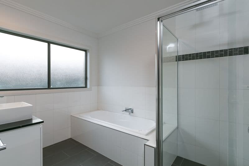 19 Greenfield Drive, Epsom VIC 3551, Epsom - Thumbnail 7