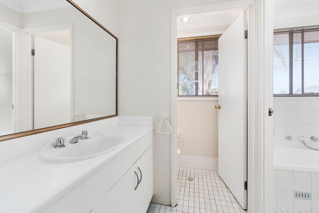 28 Flinders Crescent, Hinchinbrook - Thumbnail 7