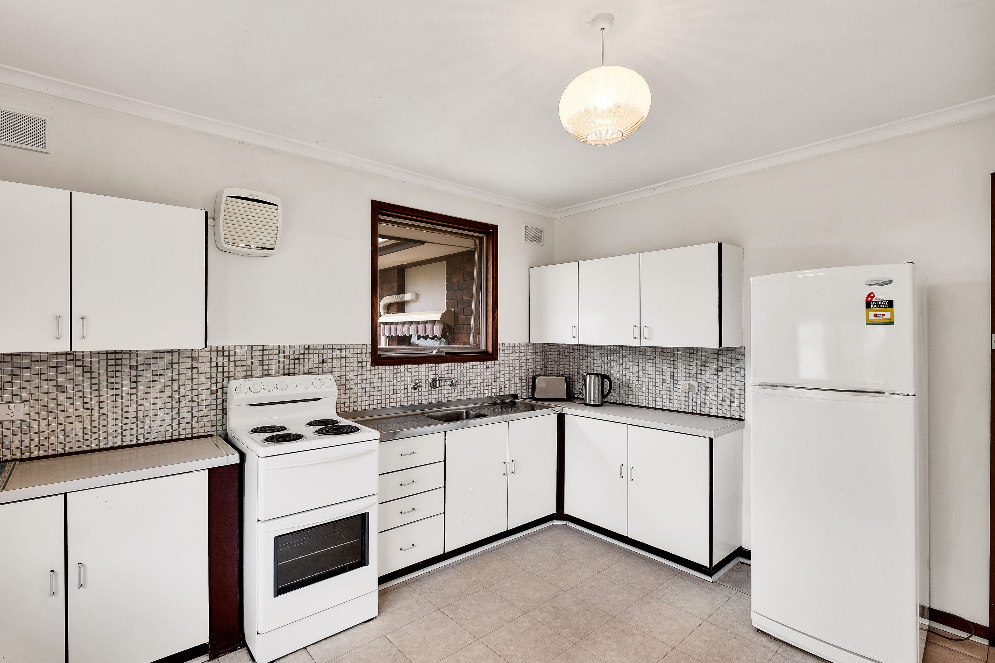 18 Montreal Avenue, Novar Gardens SA 5040, Novar Gardens - Thumbnail 7