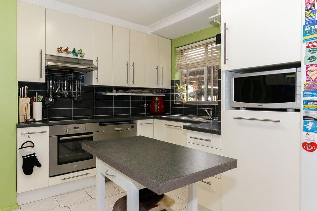 1 Dodds Place, Beechboro WA 6063, Beechboro - Thumbnail 3