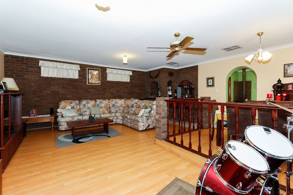 1 Dodds Place, Beechboro WA 6063, Beechboro - Thumbnail 4