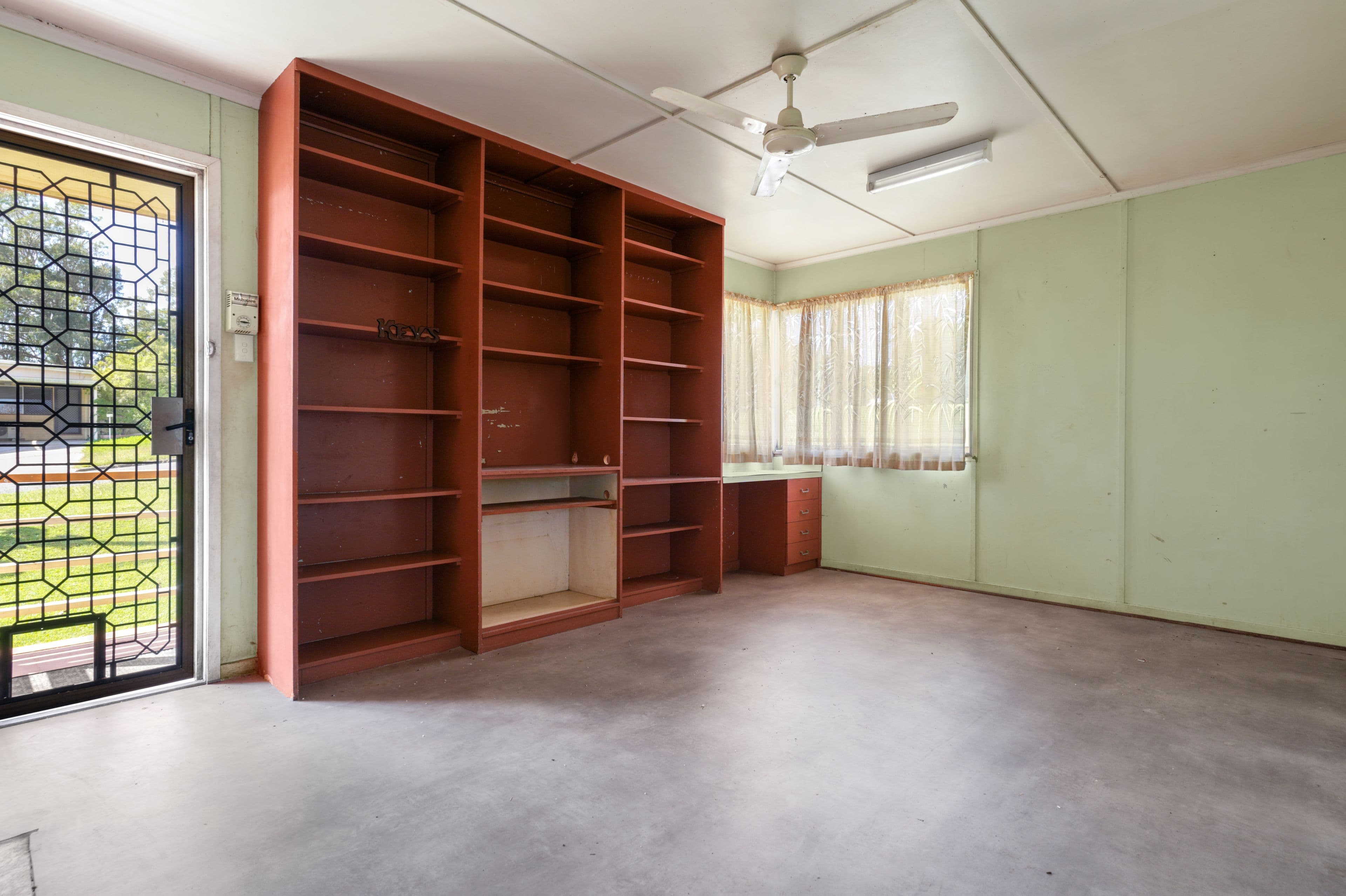33 Hetherington Street, West Gladstone QLD 4680, West Gladstone - Thumbnail 4