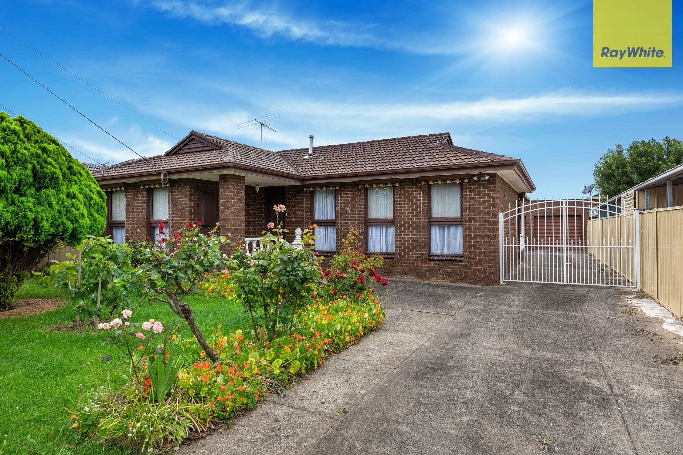 20 Luxford Street, St Albans VIC 3021, St Albans - Image 1