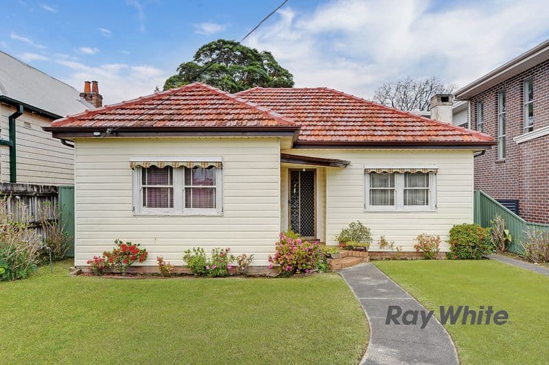40 Delange Road, Putney - Image 1