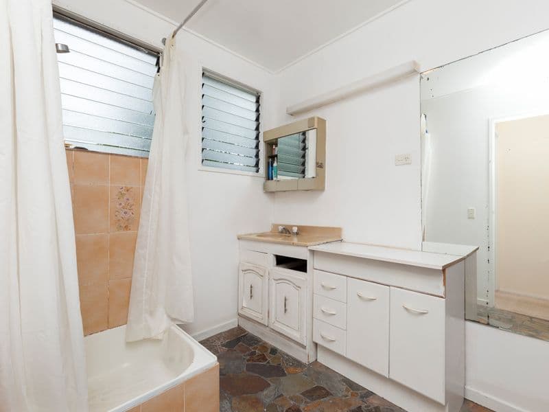 6 Angus Street, Bardon QLD 4065, Bardon - Thumbnail 8