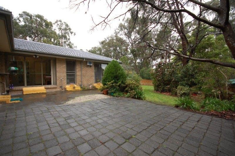 12 Buckmaster Drive, MOUNT EVELYN VIC 3796, Mount Evelyn - Thumbnail 8