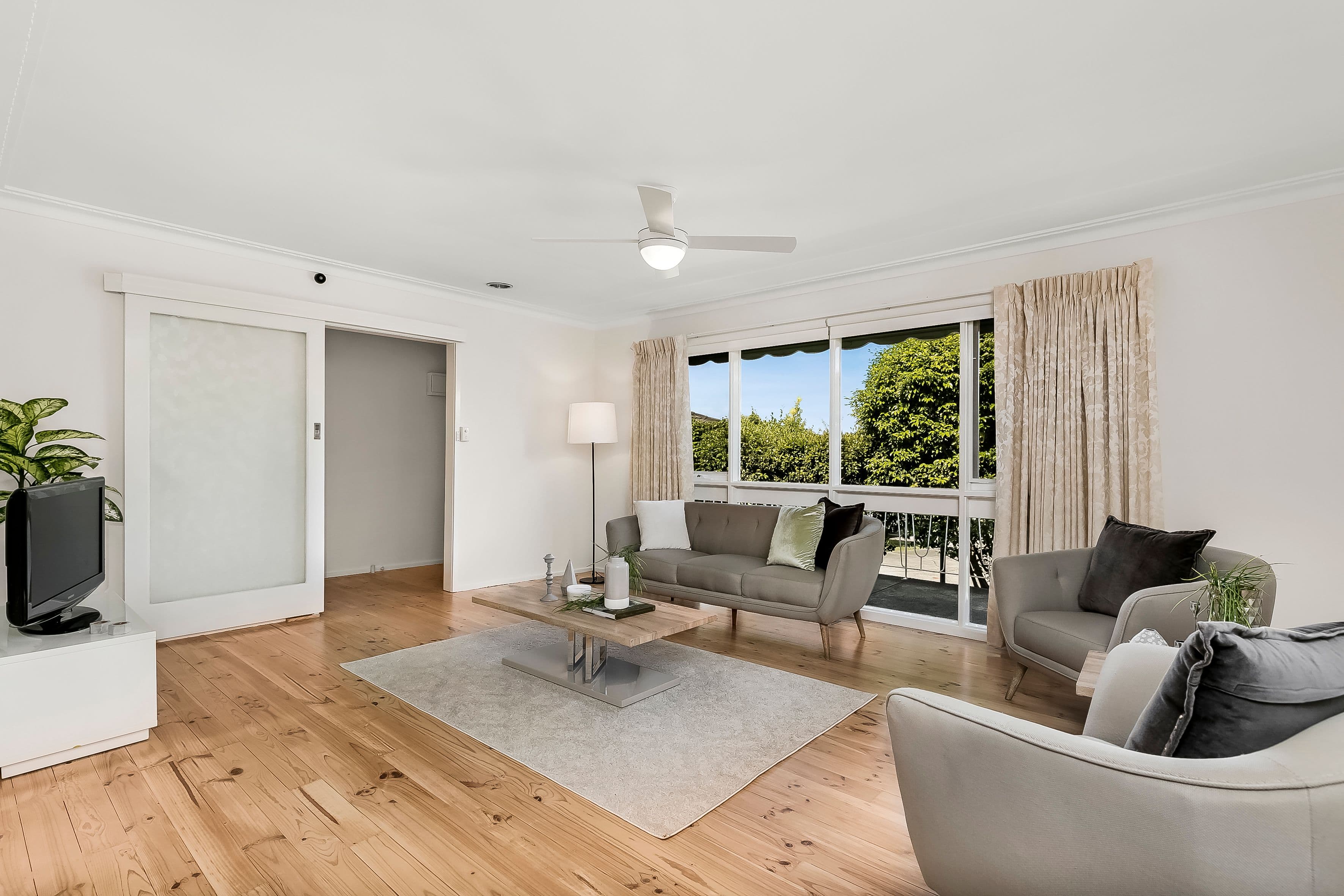 183 Lawrence Road, Mount Waverley VIC 3149, Mount Waverley - Thumbnail 4