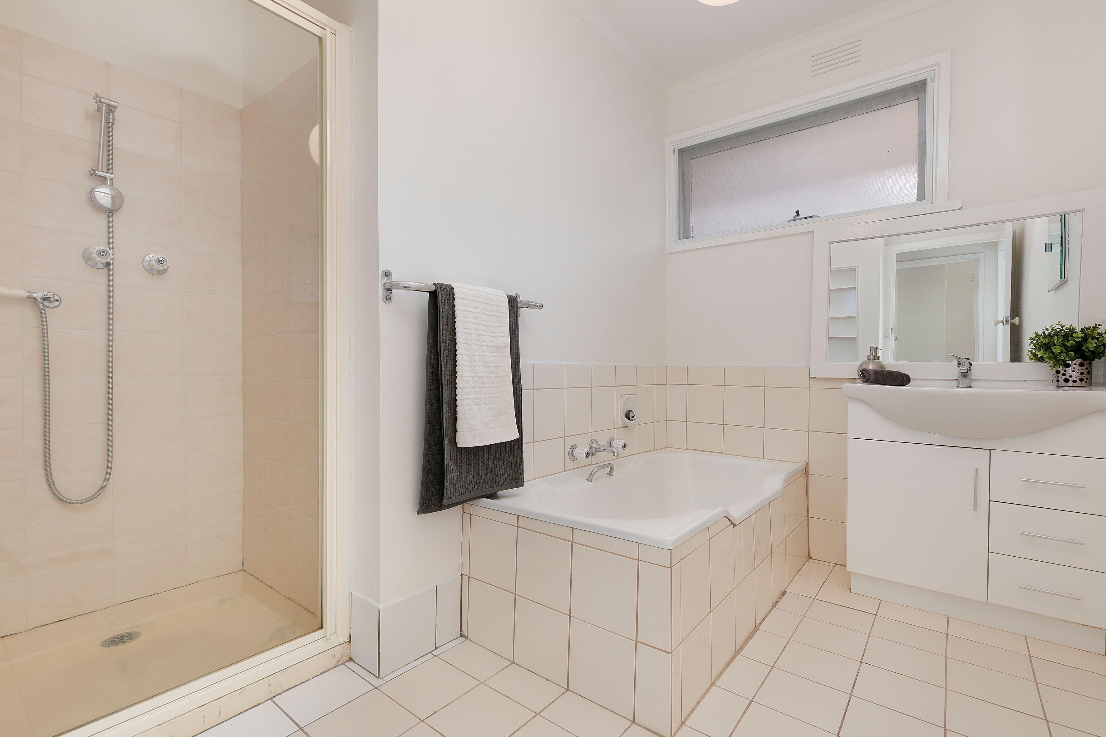183 Lawrence Road, Mount Waverley VIC 3149, Mount Waverley - Thumbnail 8