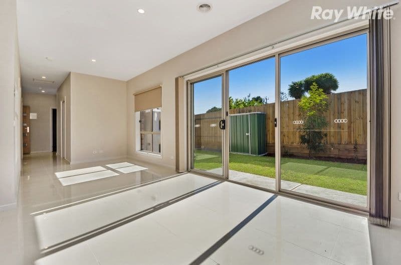 5 Russell Crescent, Boronia VIC 3155, Boronia - Thumbnail 2