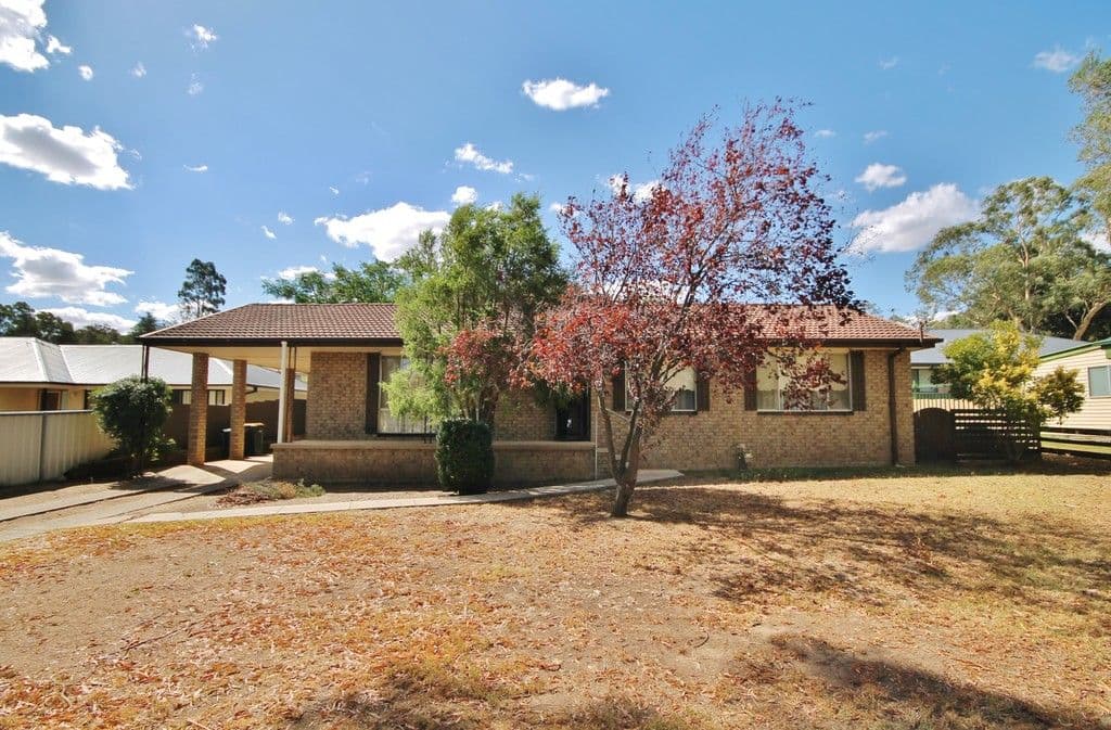 129 William Street, Young NSW 2594, Young - Image 1
