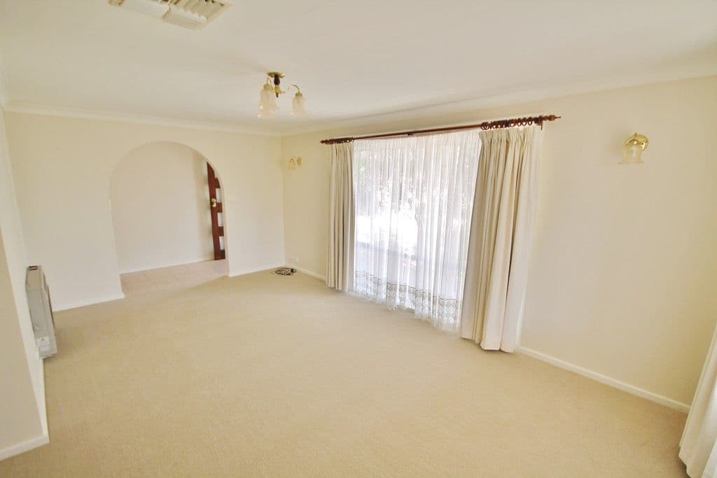 129 William Street, Young NSW 2594, Young - Thumbnail 7