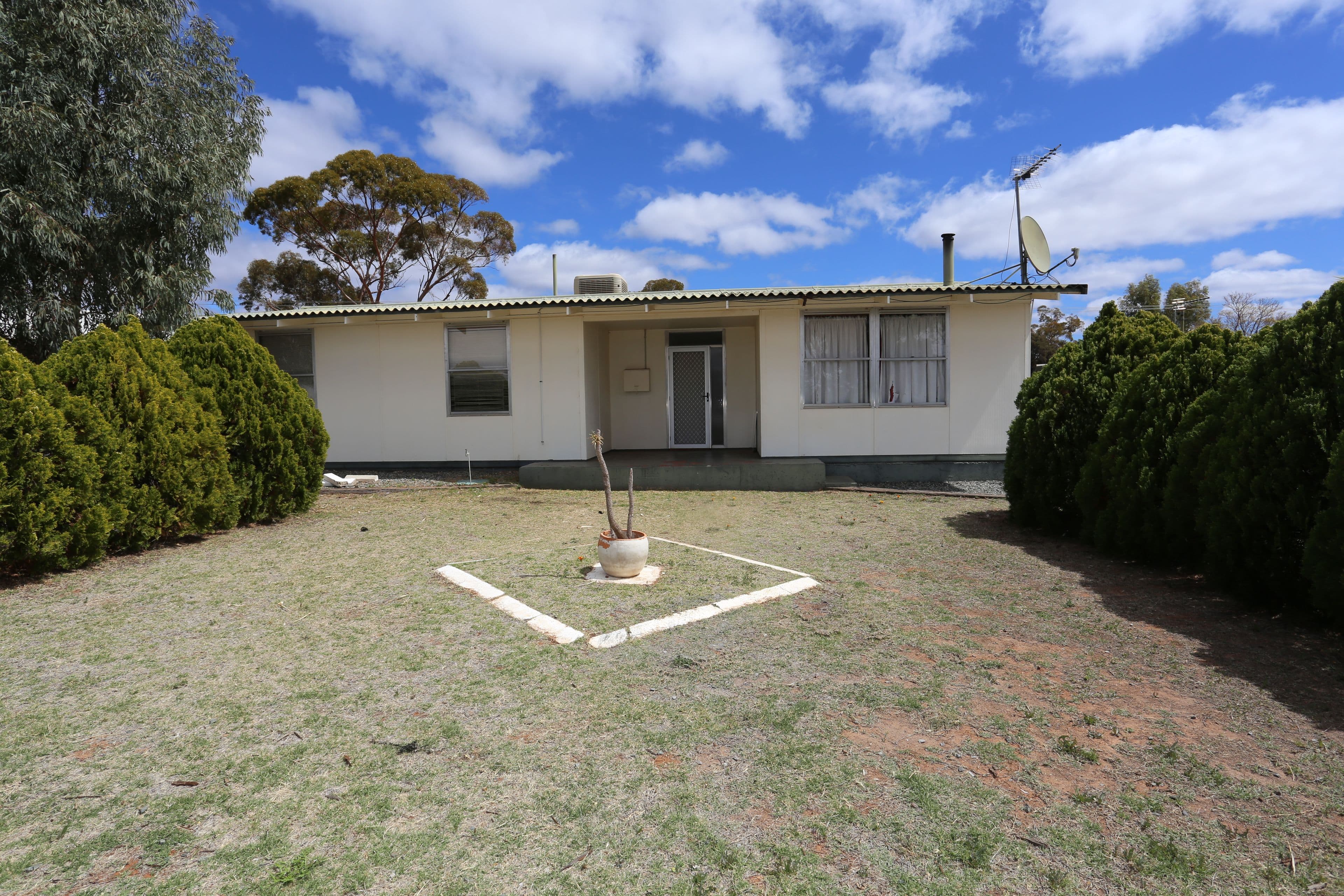 13 Grevillea Crescent, Kambalda West WA 6442, Kambalda West - Image 1