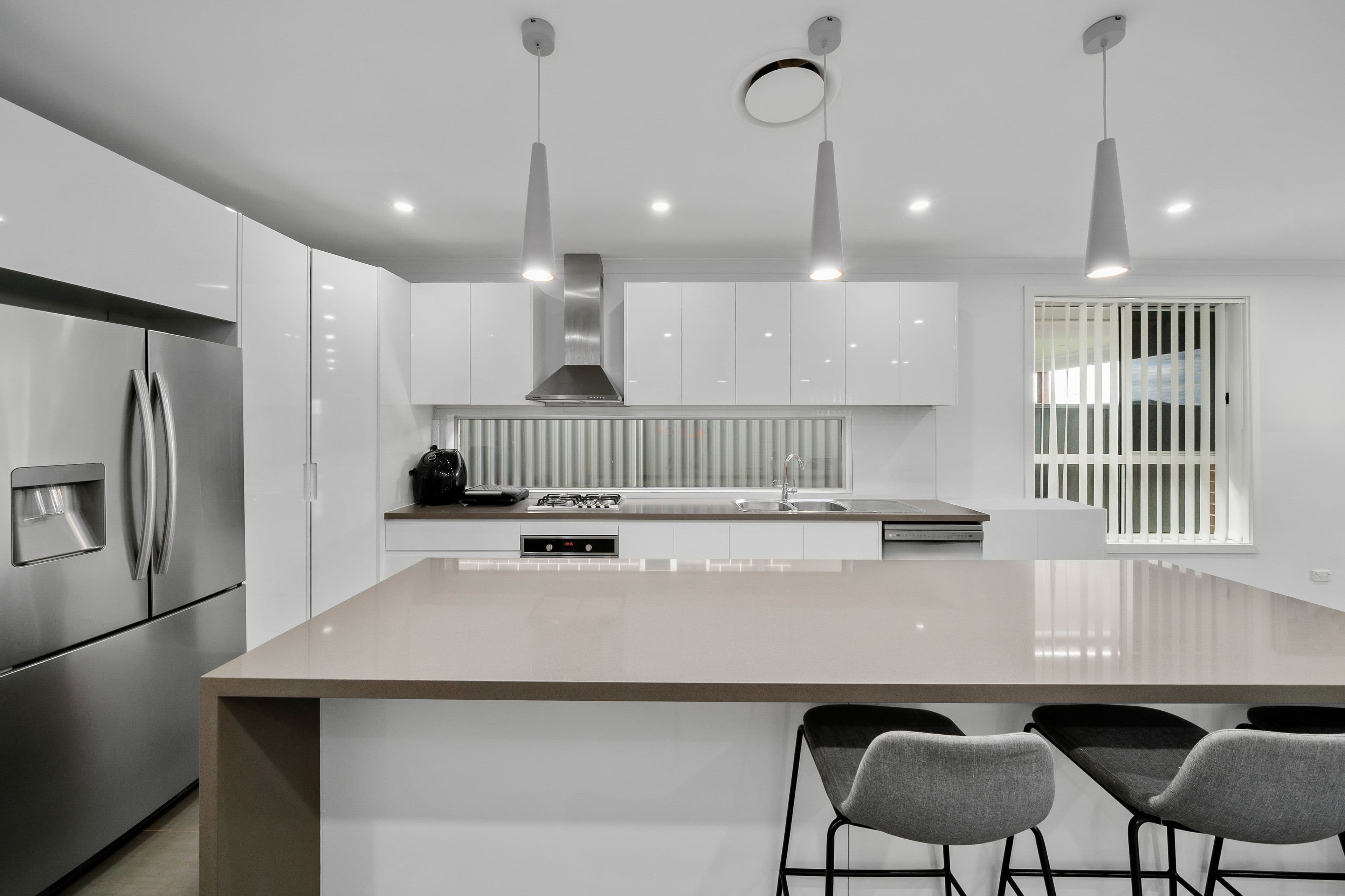 6 Hitchens Street, Middleton Grange NSW 2171, Middleton Grange - Thumbnail 2