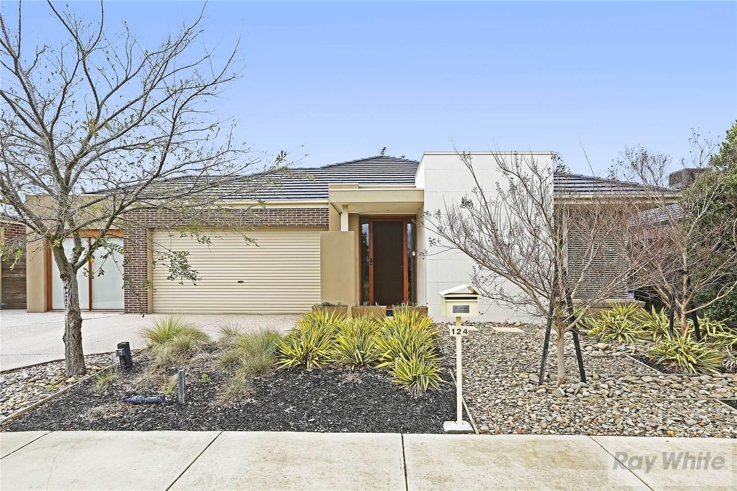 124 Eastlakes Boulevard, Lara VIC 3212, Lara - Image 1