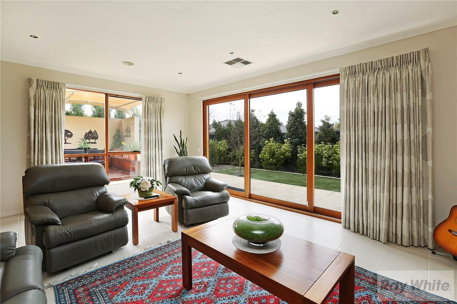 124 Eastlakes Boulevard, Lara VIC 3212, Lara - Thumbnail 6