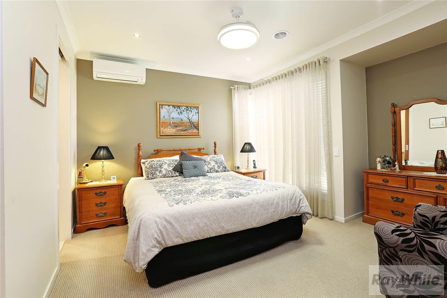 124 Eastlakes Boulevard, Lara VIC 3212, Lara - Thumbnail 8