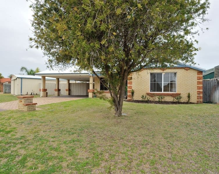 32 Manly Crescent, Warnbro WA 6169, Warnbro - Thumbnail 3