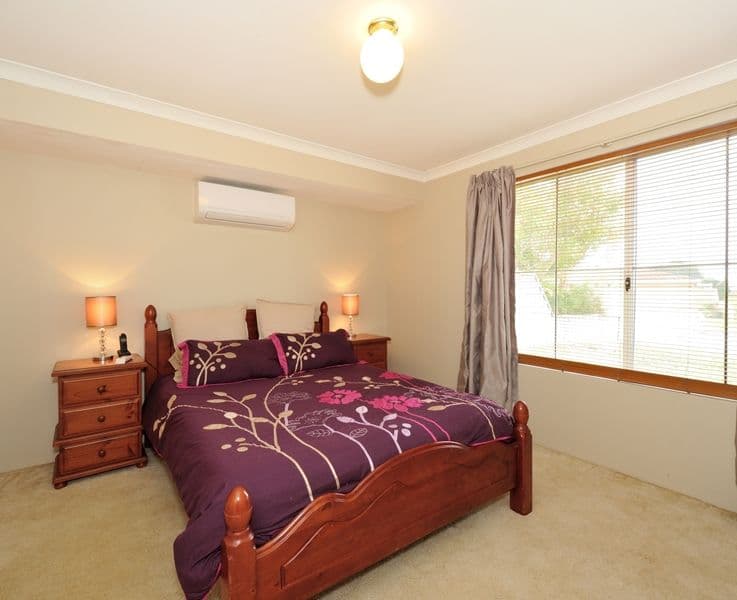 32 Manly Crescent, Warnbro WA 6169, Warnbro - Thumbnail 4